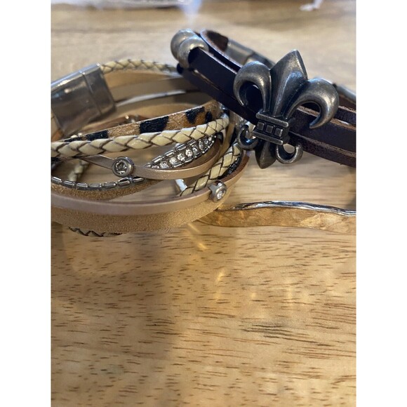 Bracelets 3 Leather and Faux Leather  Bracelets‎ And Silver Cuff - Picture 1 of 8